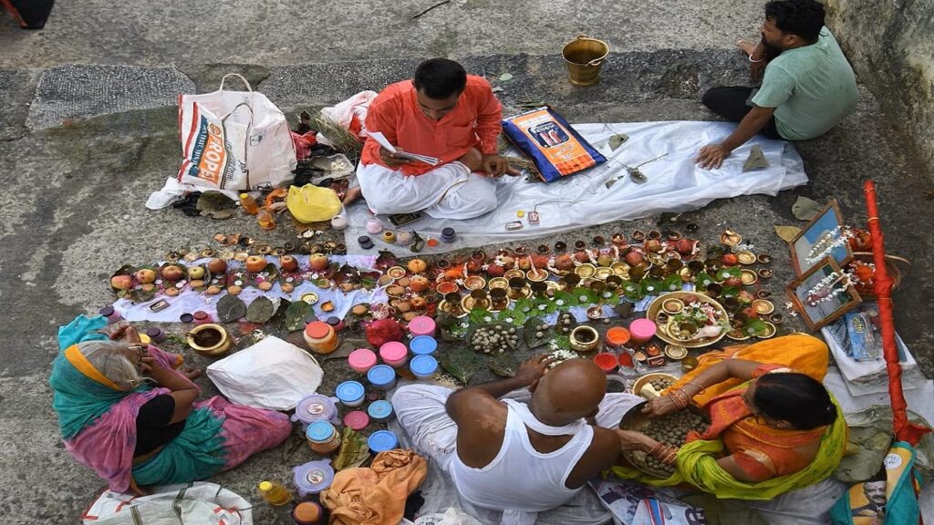 The Ultimate Guide to Pind Daan in Gaya: A Spiritual Journey